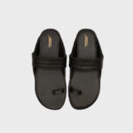 Classic Black Toe-Ring Sandals